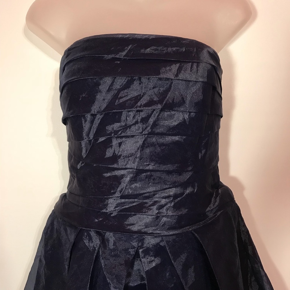 White by Vera Wang Navy Strapless Formal Dress - Picture 4 of 7